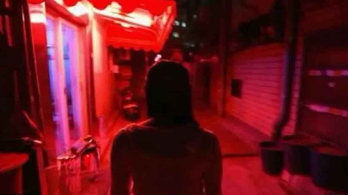होटल की आड़ में सेक्स रैकेट, पुलिस रेड में आपत्तिजनक हालत में मिले 5 जोड़े, एक घंटे का लेते थे 3 हजार