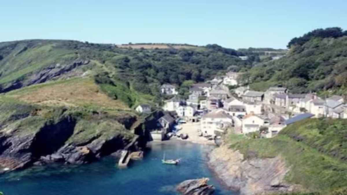 Strange Village Whwre No Body want to live
