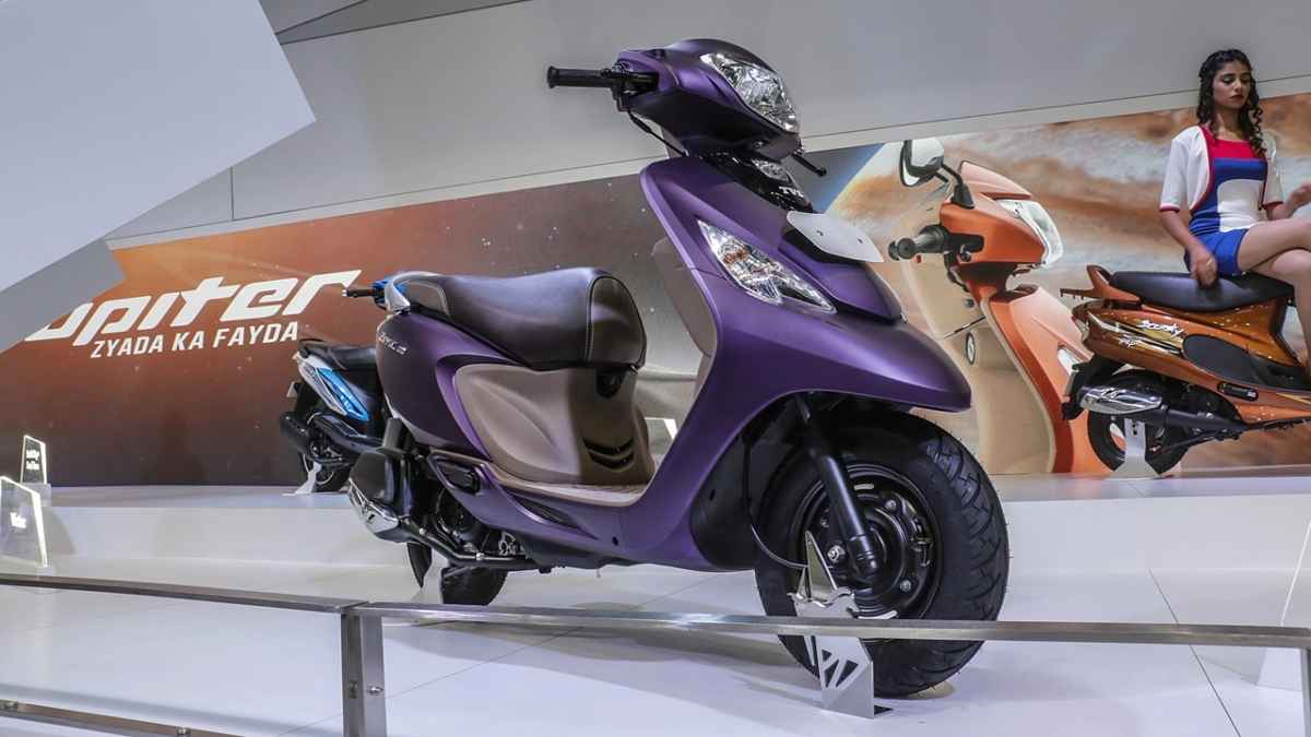 TVS Scooty Zest: 19 लीटर की अंडरसीट स्टोरेज और 62 की माइलेज