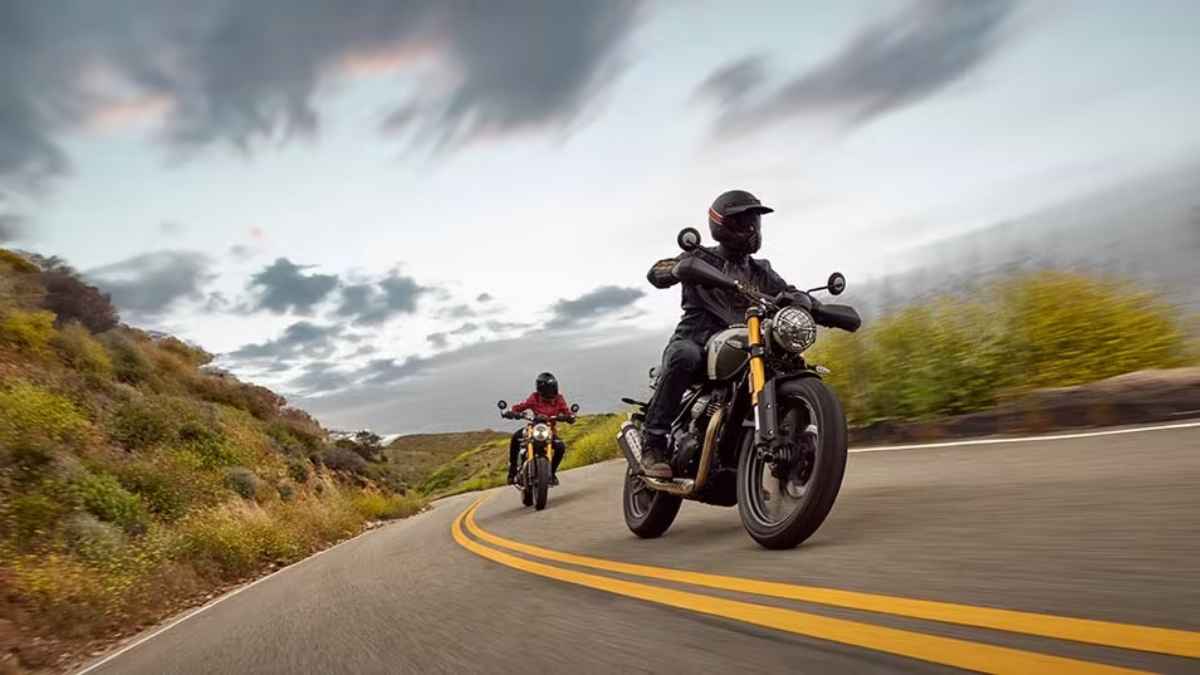 अब Royal Enfield का क्या होगा? Bajaj ले आया 400 सीसी की धाकड़ बाइक