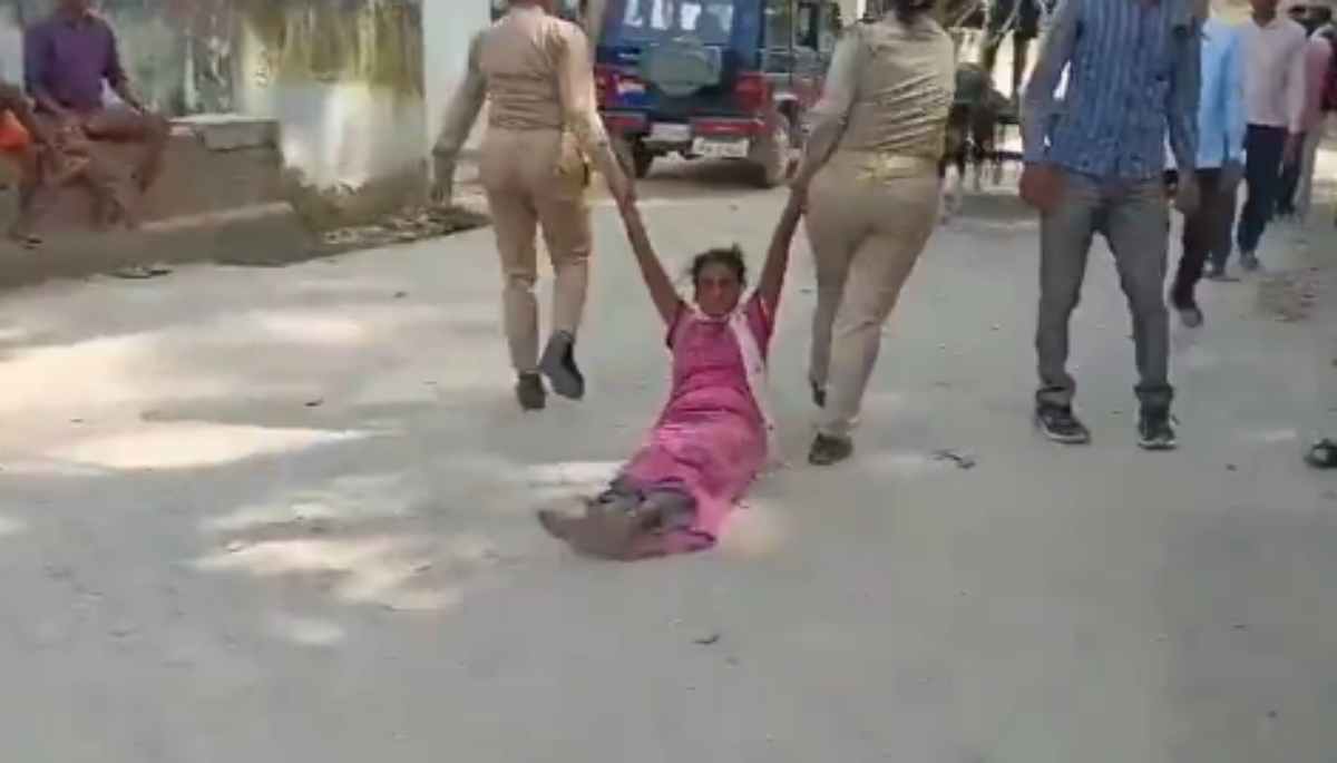 UP Police Dragged Woman In Hardoi