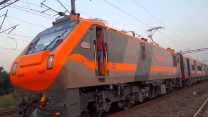 Vande Sadharan train Video, Vande Sadharan train Viral Video, Vande Sadharan Trending Video