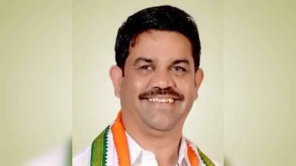 Vikram Mandavi Vikram Mandavi