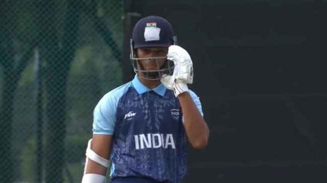 Yashasvi Jaiswal century