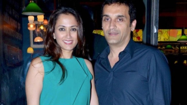 Bollywood Actress, Gayatri Joshi, Vikas Oberoi