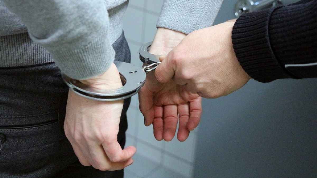 3 मर्डर किए, इंश्योरेंस के 20 लाख हड़पे...20 साल बाद 'जिंदा' हुए पूर्व नेवी अफसर की Crime कुंडली