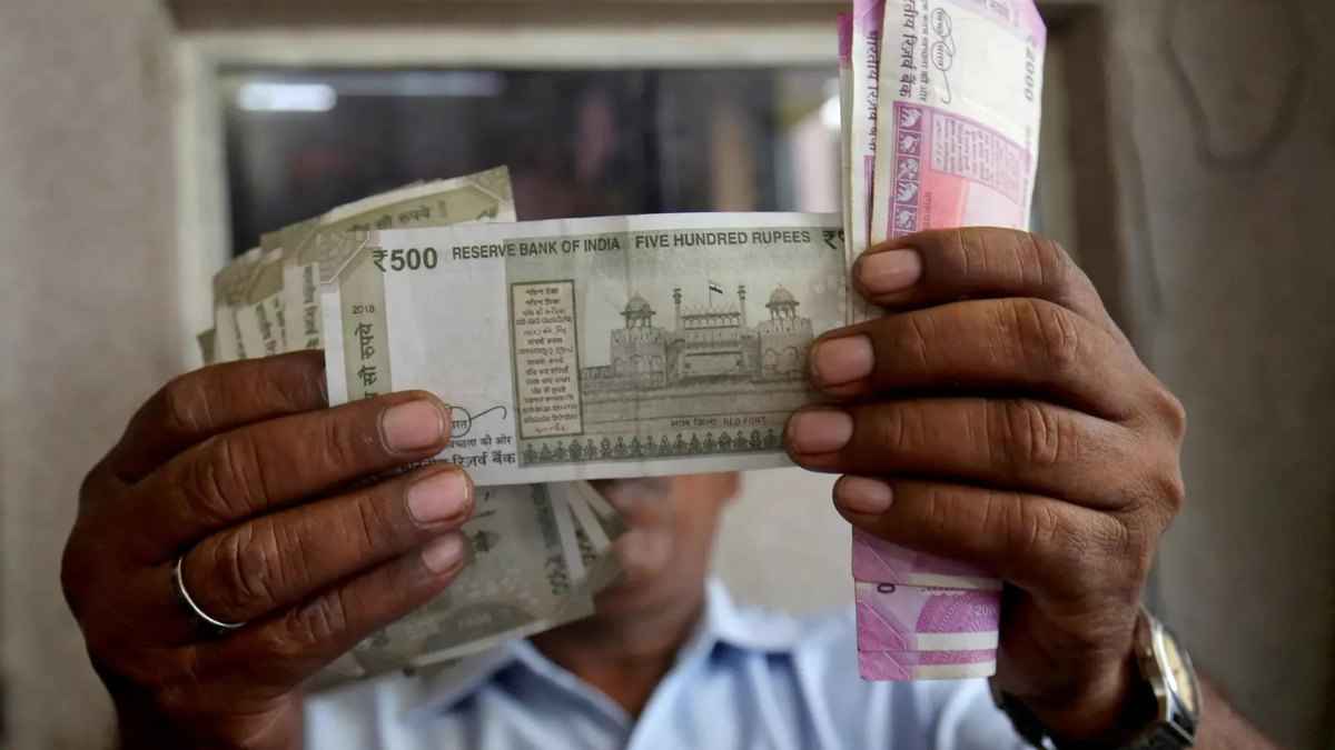 केंद्र सरकार का दिवाली से पहले बड़ा तोहफा, बोनस देने का किया ऐलान
