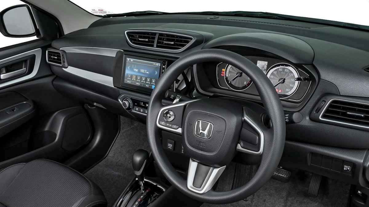 8 लाख से कम कीमत, 18 की माइलेज, Honda की फैमिली कार