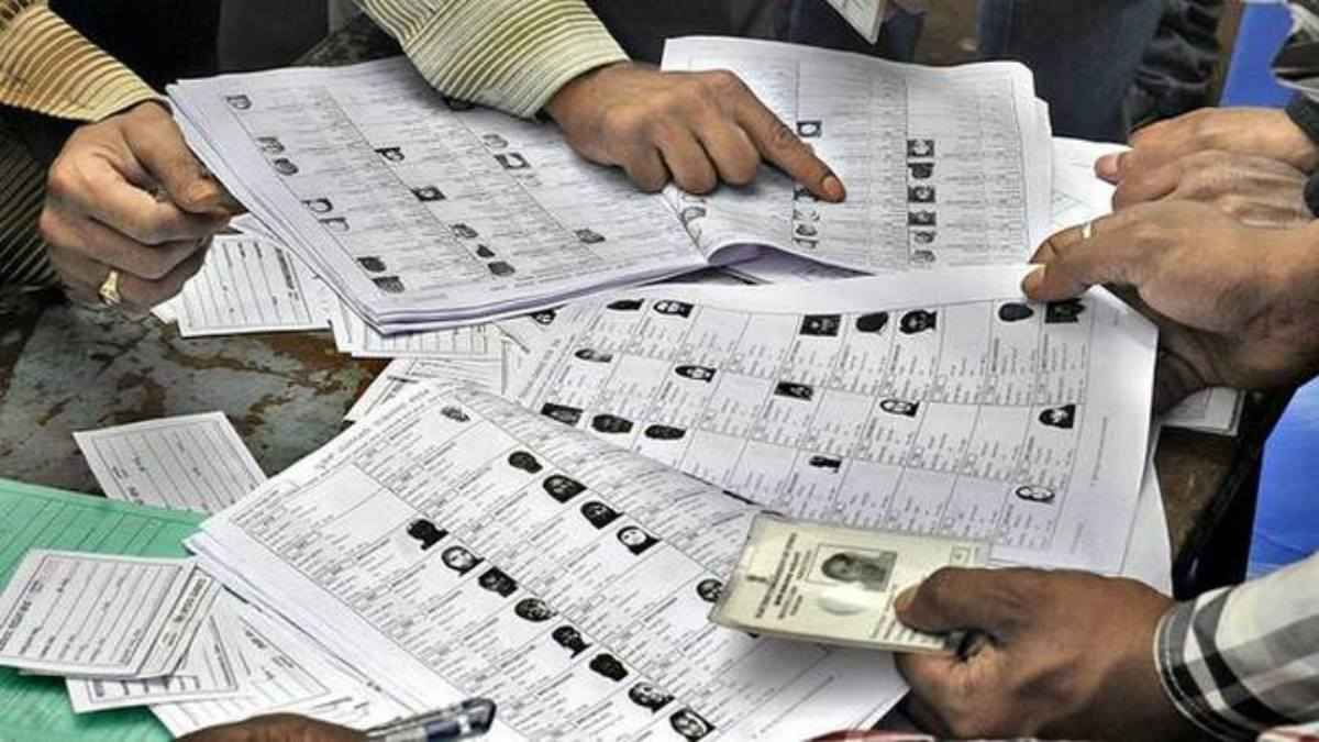 छत्तीसगढ़ में अब 2.04 करोड़ वोटर्स, 25 दिन में बढ़ गई संख्या, चुनाव आयोग की फाइनल लिस्ट आई सामने