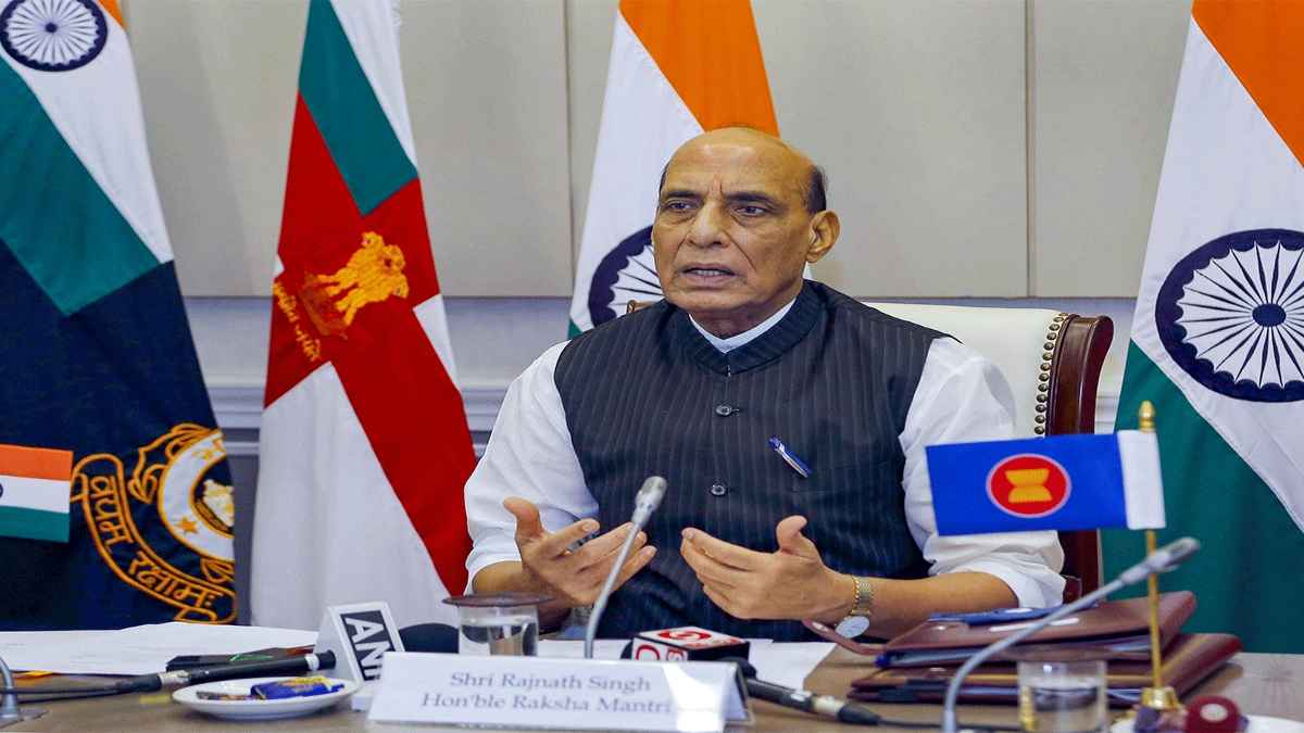 Defence Minister Rajnath Singh, Itlay meeting, Political Meeting, Hindi News