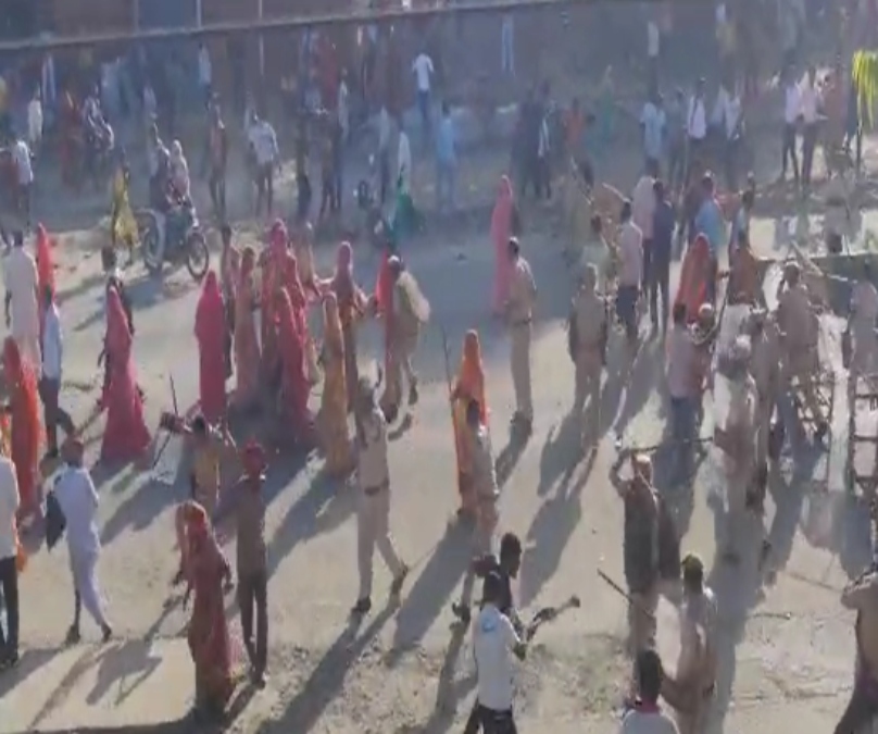 Rajasthan, rajsthan police, crime news, murder, protest, stones peltting