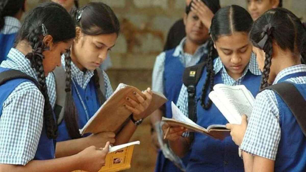 CBSE स्टूडेंट्स के लिए ताजा अपडेट, इस बार एग्जाम में होगा एक बड़ा बदलाव, रजिस्ट्रेशन की तारीख भी बढ़ी