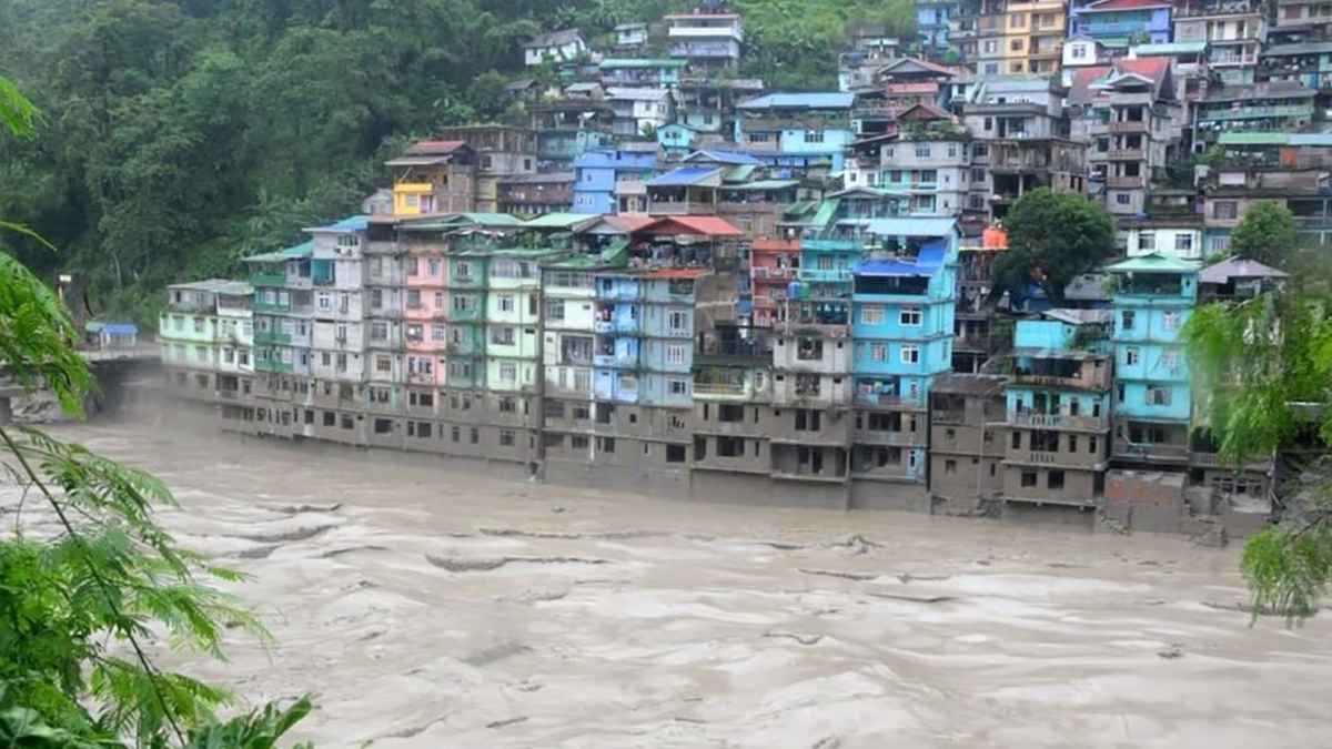 image (49) Skkim Flood , Indian army, Hindi news