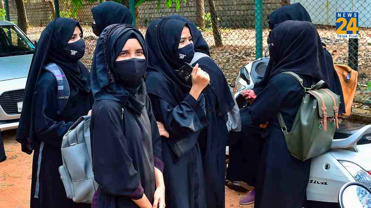 'लड़कियां हिजाब पहनने से मना कर रही हैं'...CPI (M) नेता के अनिल कुमार की टिप्पणी पर विवाद
