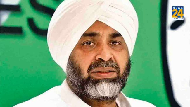 Manpreet Badal, Plot Allotment Case