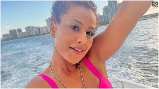 Nia Sharma Dubai Trip Video