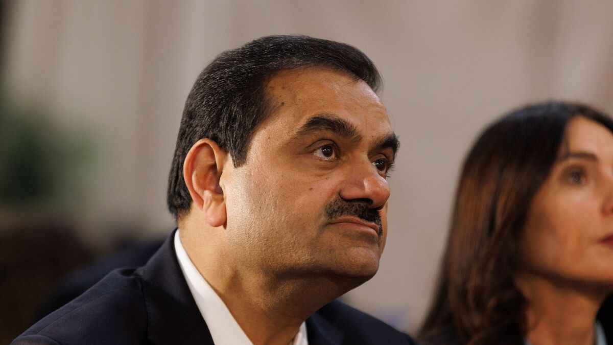 Adani Group: क्यों कंपनी बेचने को मजबूर हुए अडानी? जान लीजिए पीछे की कहानी