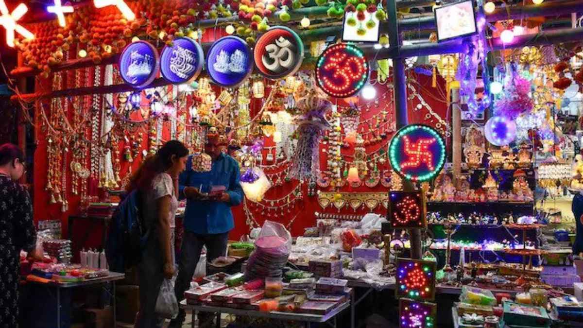 दिवाली पर चीन का निकला दिवाला, 500, 700 नहीं लाखों करोड़ों का हुआ नुकसान