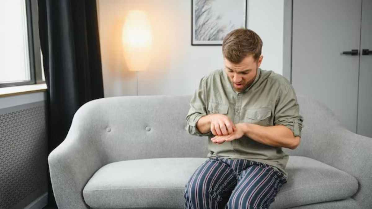 indoor allergy treatment indoor allergies symptoms why am i suddenly allergic to my house house allergies test home remedies for indoor allergies what could i be allergic to in my house sprays to reduce allergens in the home indoor allergy medicine