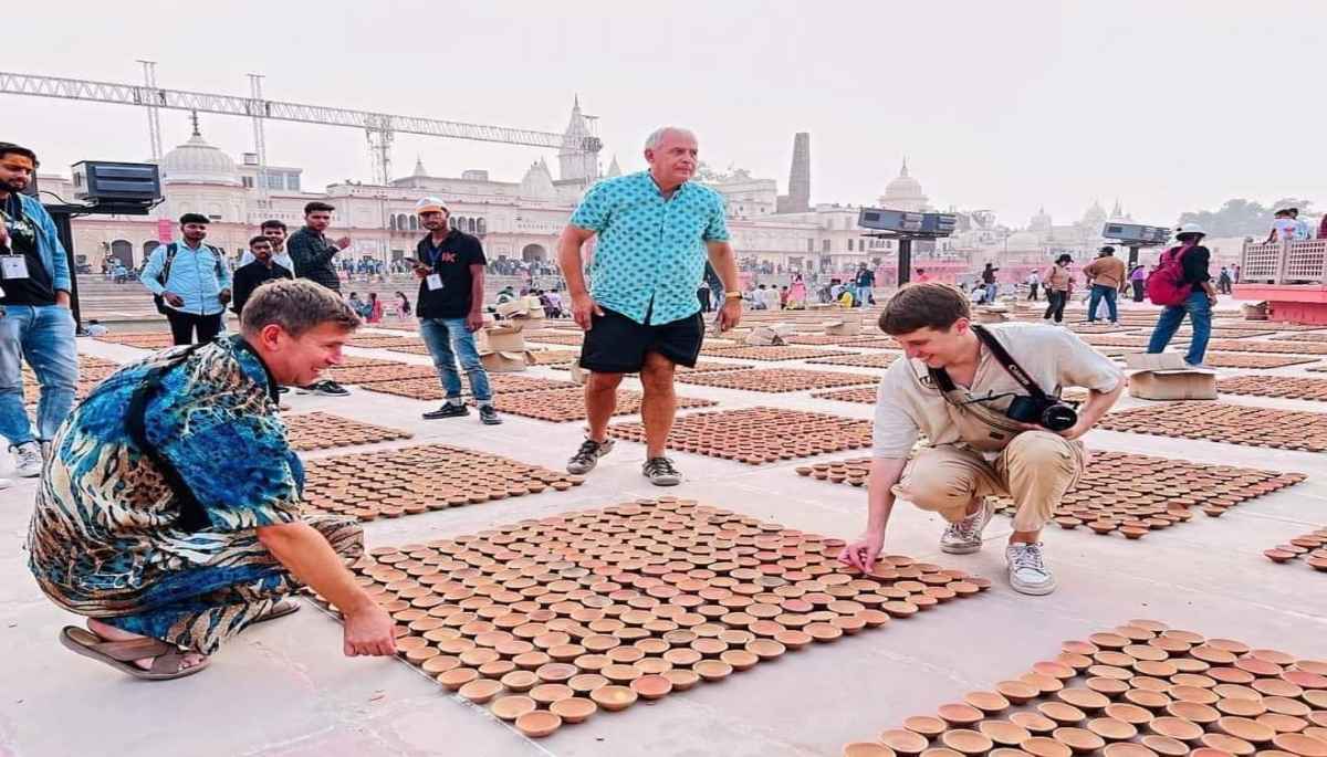 अयोध्या में 21 लाख दीपों से आज मनाया जाएगा दीपोत्सव, बनेगा एक और रिकाॅर्ड, देखें वीडियो