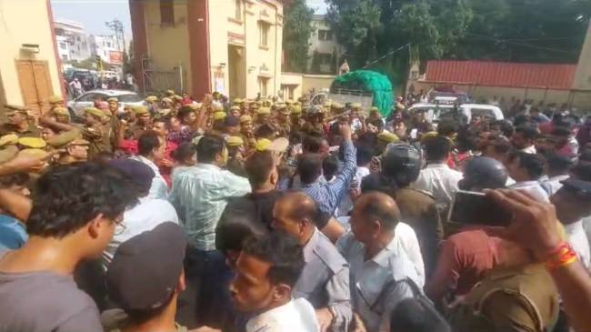 BHU Molestation Case, BHU, Varanasi, Uttar Pradesh, Molestation Case, BHU Molestation Case Latest Update, Varanasi News, UP News, Crime News, Student Organizations, Student, Slogans, Hindi News