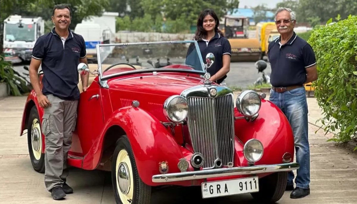 Business Man Traveled From Ahmedabad To London By Vintage Car