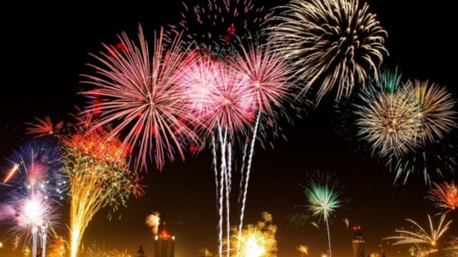 मुंबई में दिवाली पर शाम 7 बजे से रात 10 बजे तक जला सकेंगे पटाखे, जान लें और किस पर लगी पाबंदी