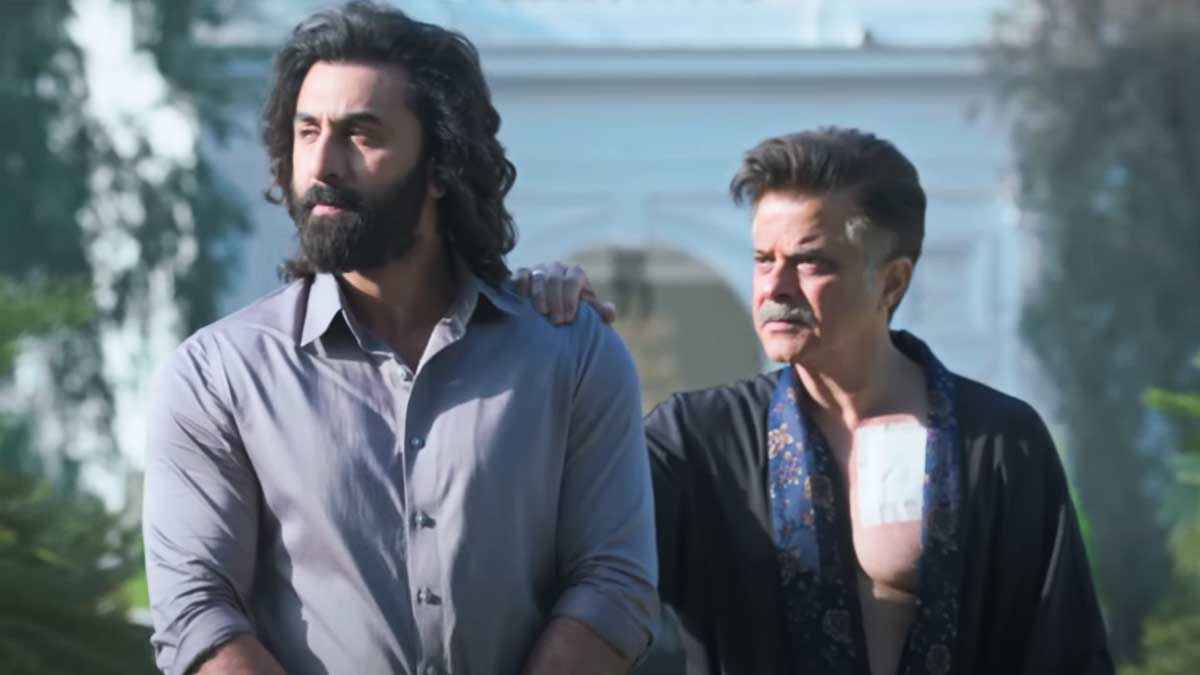 Ranbir की Animal से पहले OTT पर बाप-बेटे की धांसू बॉन्डिंग वाली इन फिल्मों का लें मजा, भर आएंगी आंखें