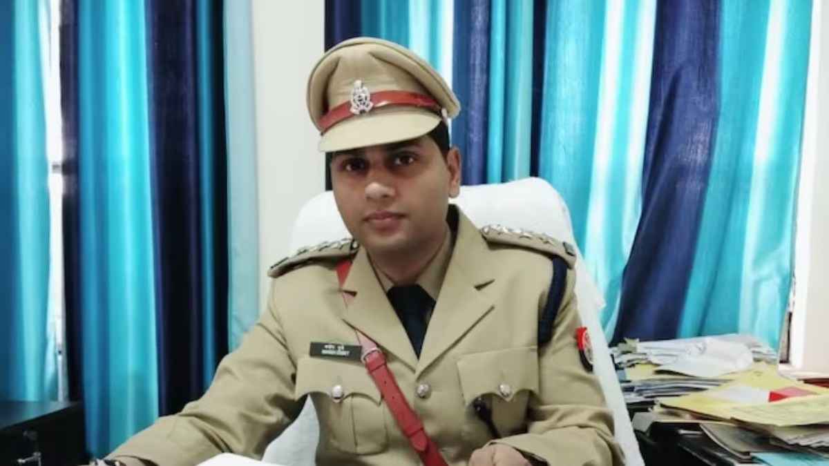 होम गार्ड कमांडेंट मनीष दुबे सस्पेंड, SDM ज्योति मौर्य के पति ने लगाए थे आरोप