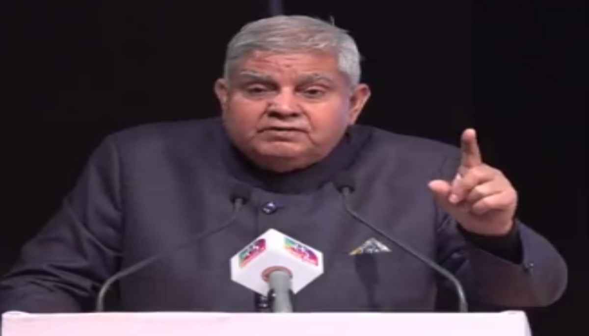 उपराष्ट्रपति ने पीएम मोदी को बताया युगपुरुष तो दानिश अली बोले- इनके राज में सांसद को गाली देने की आजादी मिली
