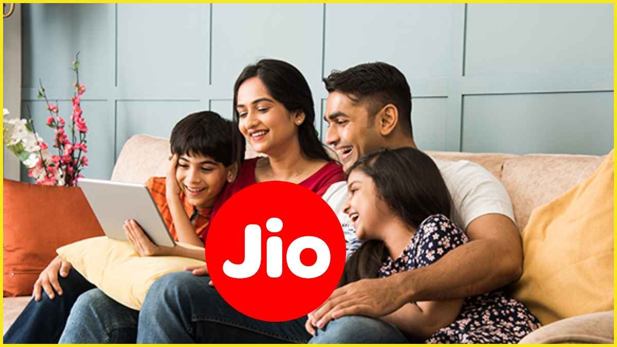 Jio का किफायती प्लान! एक रिचार्ज से चलेंगे 4 फोन नंबर; अनलिमिटेड कॉलिंग समेत मिलेंगे कई बेनिफिट्स