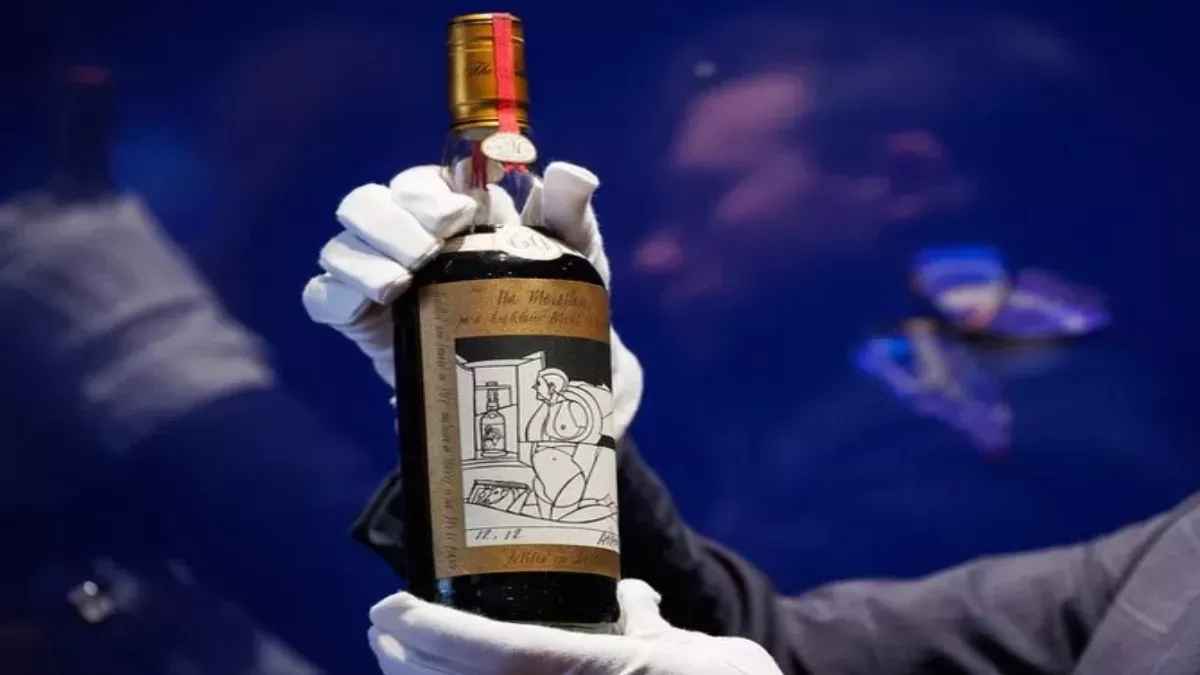 1926 Macallan Whiskey Auction, Valerio Adami Label, Viral Story, Whiskey Auction, Macallan Distillery Glasgow, Japanese Earthquake 2011, World's most valuable whisky, Macallan single-malt whisky, दुनिया की सबसे महंगी दारू,