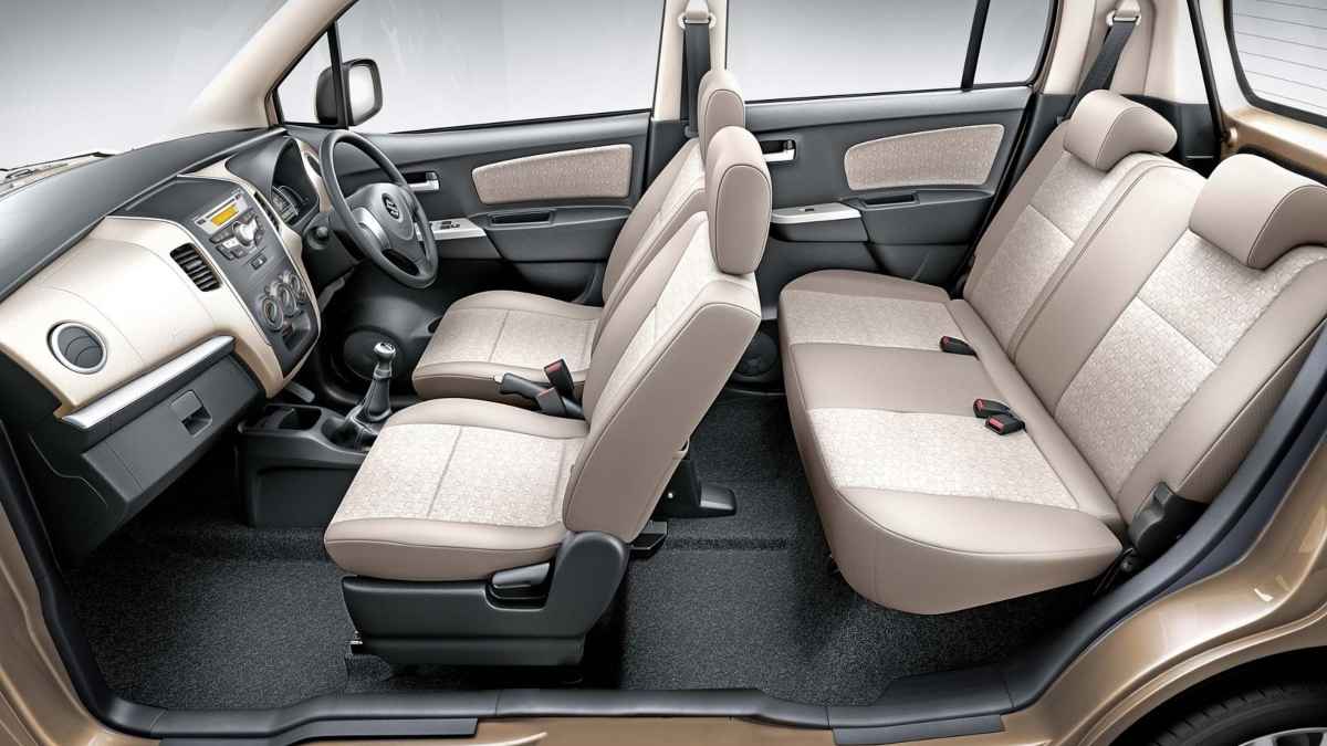 Maruti की इस 'फैमिली कार' की कीमत 5.54 लाख से शुरू, 34 की माइलेज और 341 लीटर का बूट स्पेस