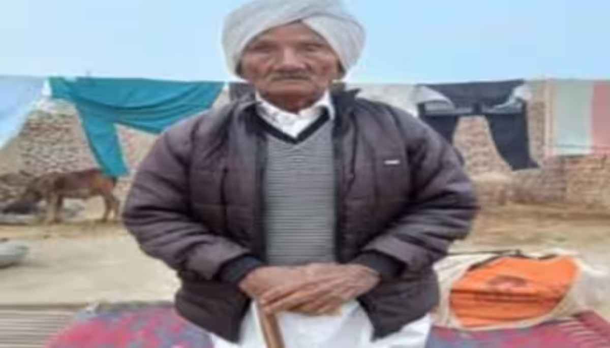 Rajasthan Election 2023: 'आप मर चुके हैं वोट नहीं दे सकते...' मतदान करने गए बुजुर्ग से बोले अधिकारी
