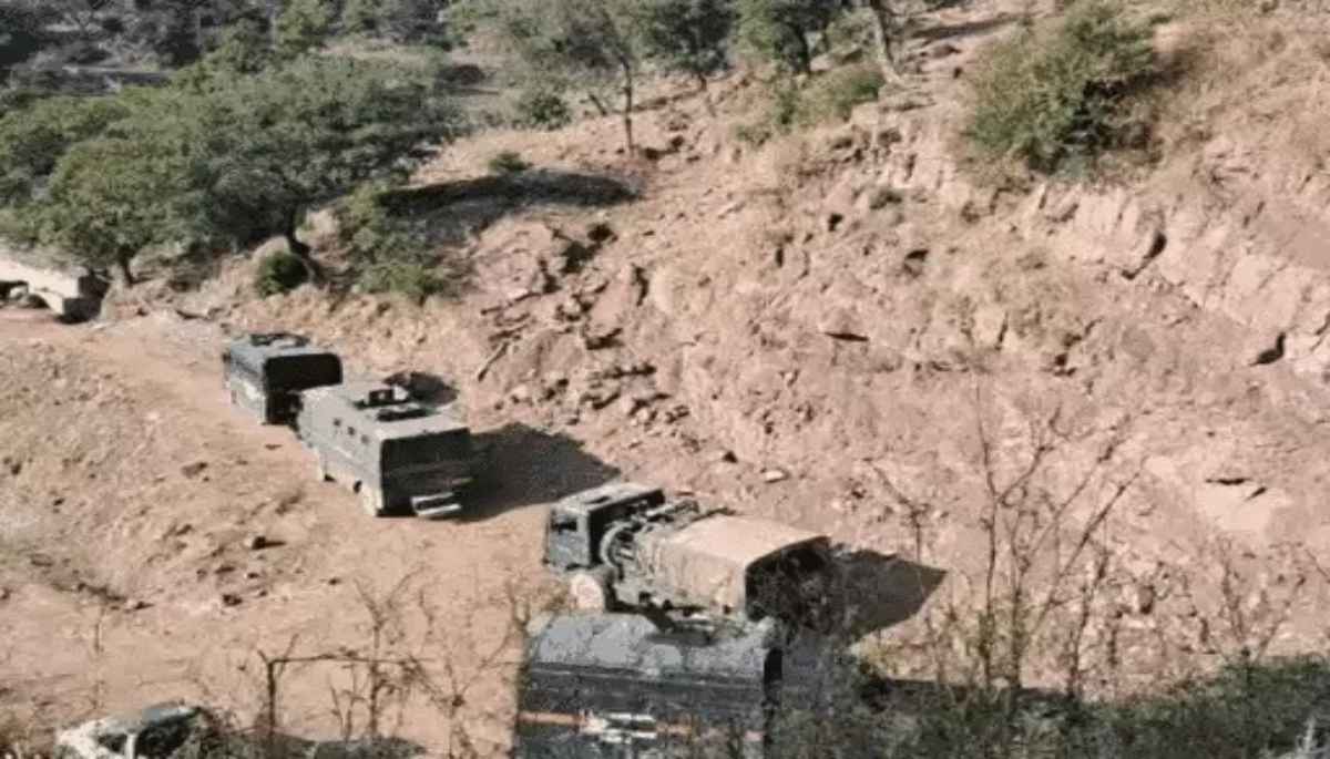 Jammu-Kashmir: राजौरी में सुरक्षाबलों को मिली बड़ी कामयाबी, लश्कर का टाॅप कमांडर ढेर