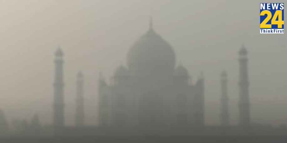 Taj Mahal Disappeared in Smog and Pollution, Taj Mahal, Smog and Pollution, Delhi Pollution, UP Pollution