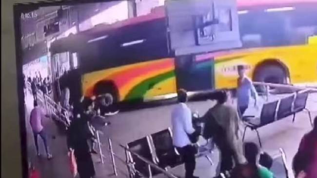 Watch Video Vijayawada Three people killed after bus overshoots at platform Watch Video Vijayawada Three people killed after bus overshoots at platform