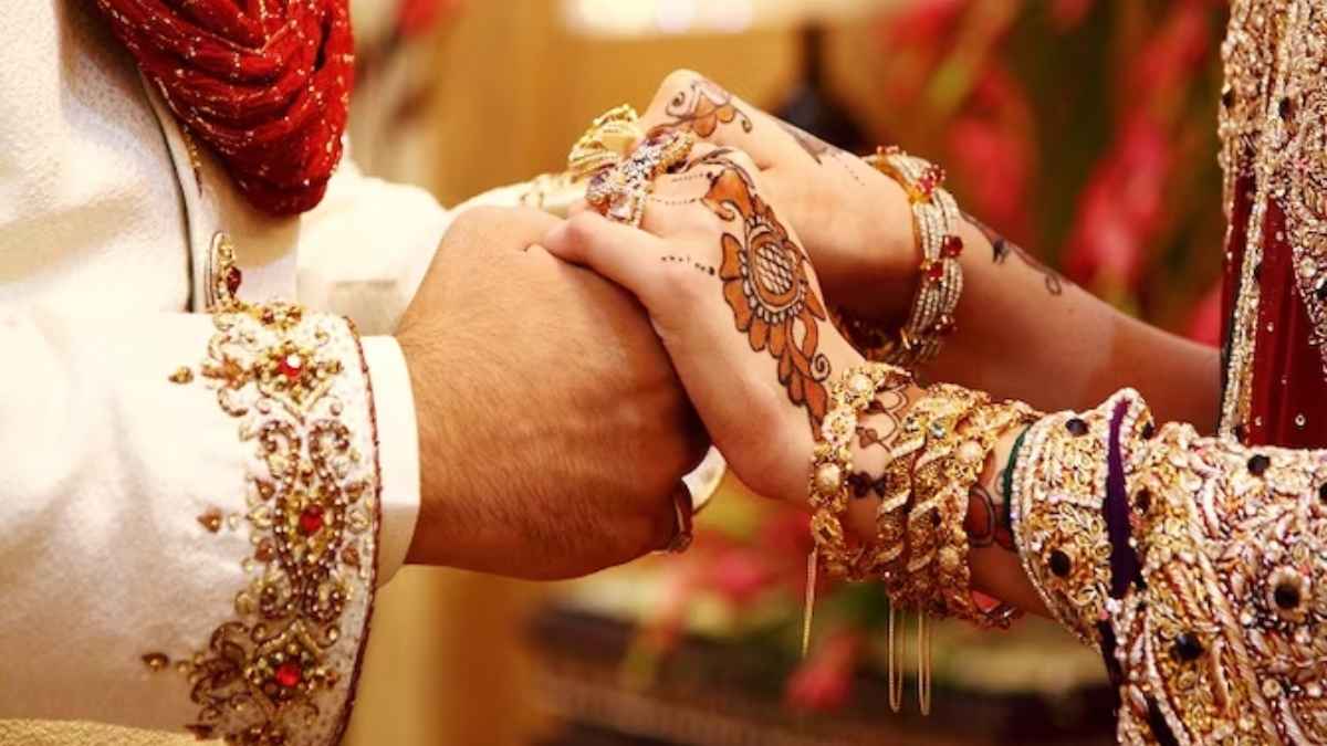 'सुहागरात से पहले पत्नी ने रख दी 50 लाख की डिमांड', पति की आपबीती सुनते ही पुलिस ने ले लिया एक्शन