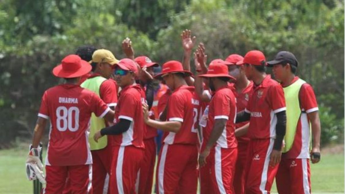 indonesia-win cambodia-team-walked-off-the-field controversial-decision-umpire