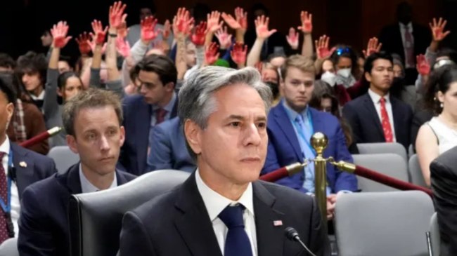 ceasefire Demand in Gaza, people demonstrated in front of US Secretary of State Antony Blinken