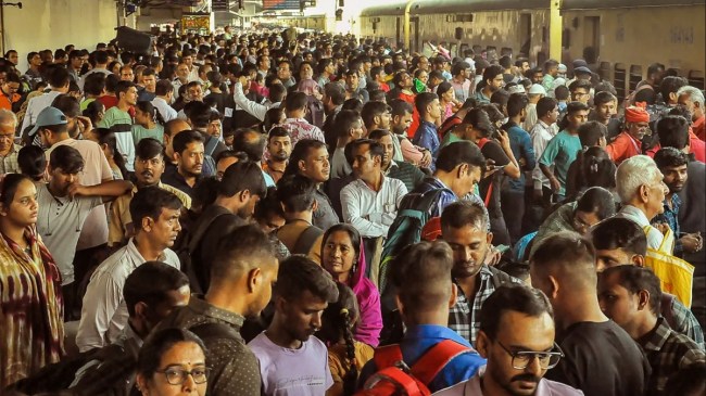 Indian Trains Crowd Indian Trains Crowd