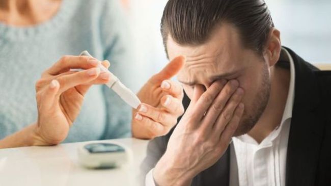 morning signs and Diabetes symptoms what are 10 warning signs of diabetes early signs of diabetes in women what are the early signs of diabetes? unusual symptoms of diabetes early signs of diabetes in men how to check if you have diabetes at home signs of diabetes in women over 40 complete list of diabetes symptoms