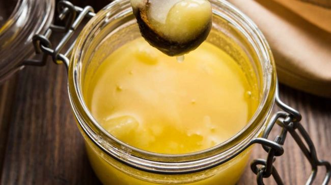 ghee Regular ghee vs bilona ghee taste Regular ghee vs bilona ghee reddit Regular ghee vs bilona ghee nutrition Regular ghee vs bilona ghee for weight loss Regular ghee vs bilona ghee calories Regular ghee vs bilona ghee benefits bilona ghee vs malai ghee bilona ghee price