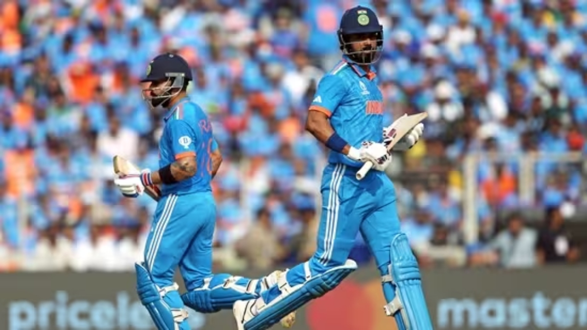 IND vs AUS Sunil Gavaskar and Sehwag blamed Kohli and Rahul for defeat World Cup Final