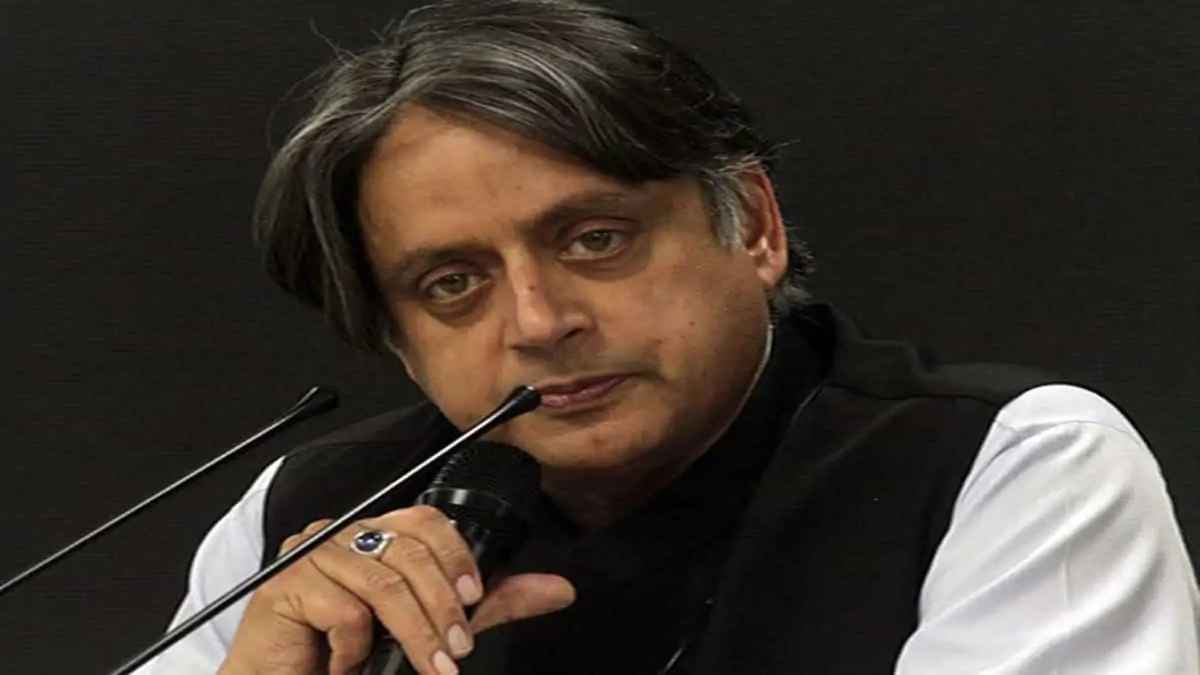 काम के घंटों की बहस में शशि थरूर ने की 5-दिवसीय कार्य सप्ताह की वकालत, यूजर्स भी हुए सहमत