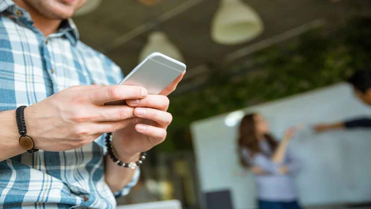 Smartphone Expiry Date