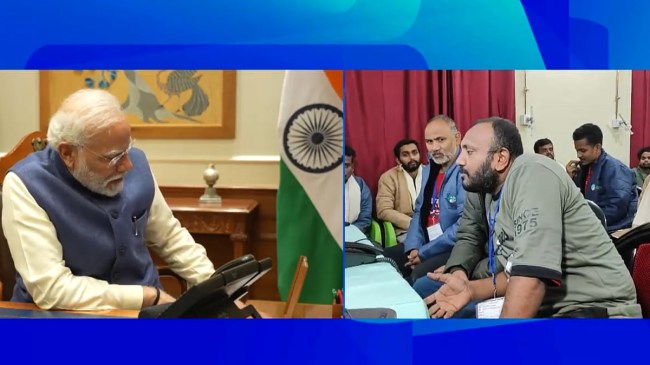 modi-workers-talk Uttarkashi Tunnel Rescue