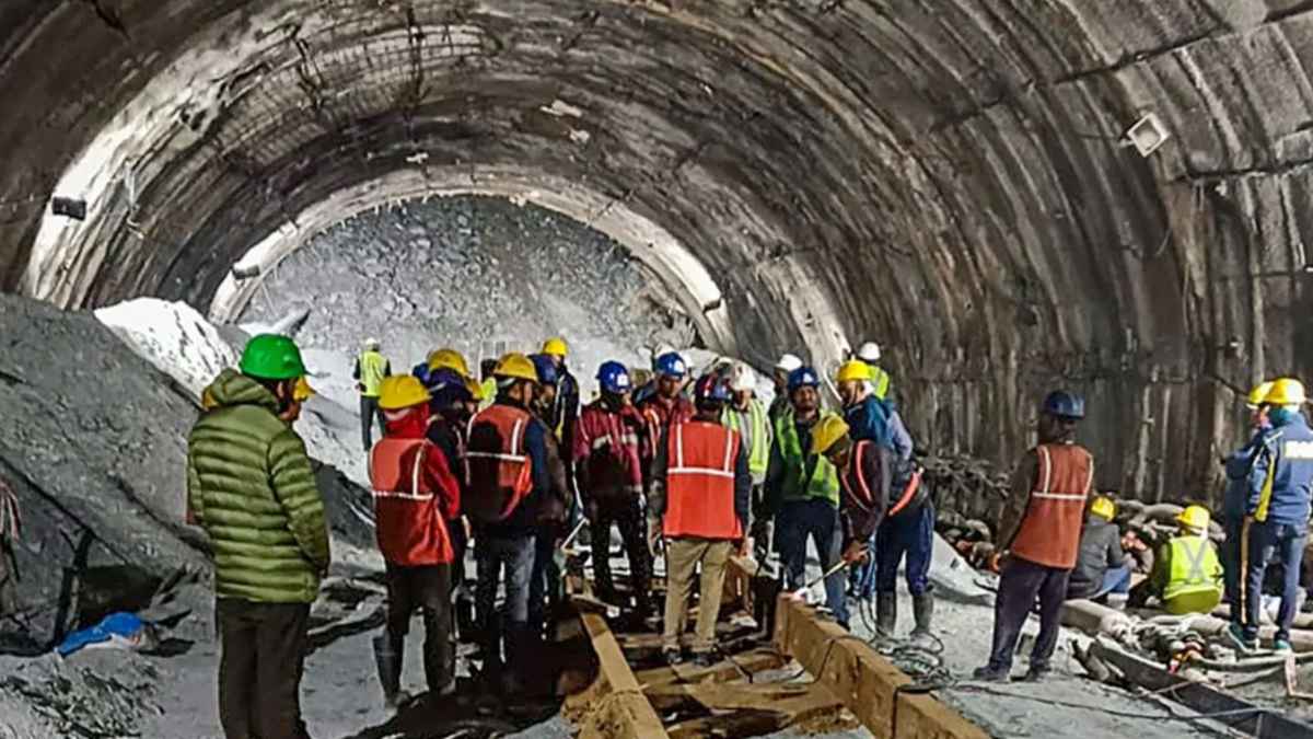 Uttarkashi Accident: 'बेटा मैं ठीक हूं...चिंता करने की कोई बात नहीं', 60 घंटे से सुरंग में फंसे मजदूर ने की बात