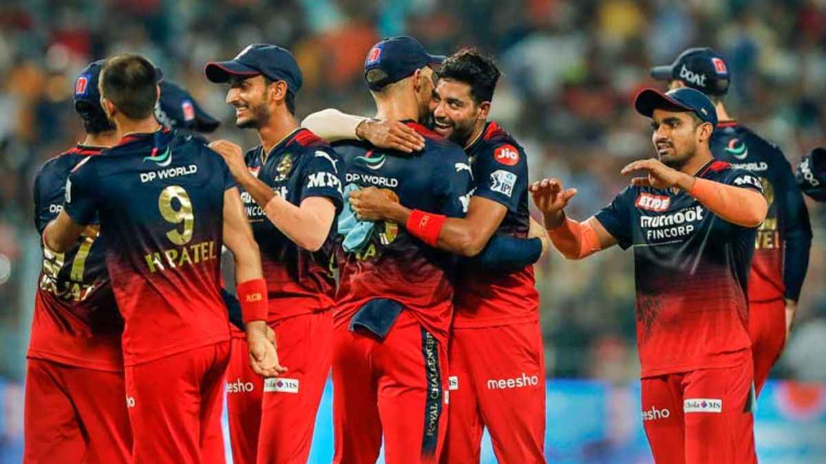 IPL 2024 से पहले RCB के प्लेयर का धमाका, महज 27 गेंदों पर ठोक डाले 70 रन