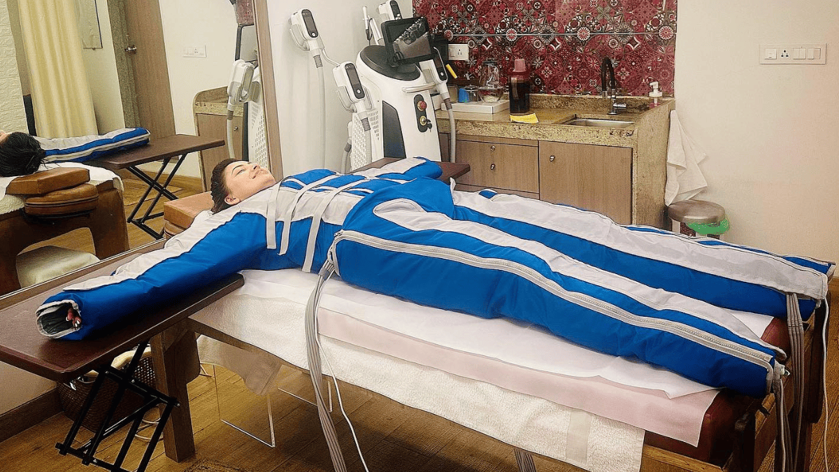 Urvashi Rautela Pressotherapy